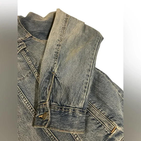 Old Navy Denim Jacket with Sherpa Lining - Picture 7 of 7